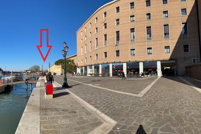 Walking Tour of Venice with Mini Cruise - St Mark’s Square finish line: a fast hit at the heart of Venice