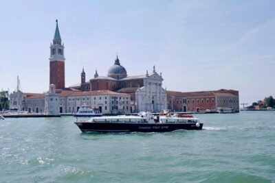 Walking Tour of Venice with Mini Cruise - Ghetto Ebraico to Rialto Market: real neighborhoods, not just postcard stops