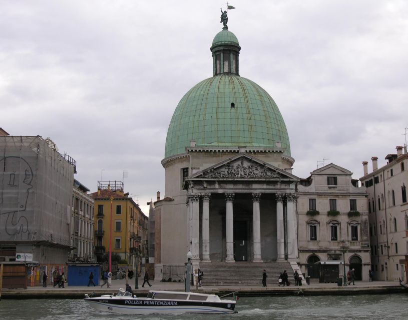 Walking Tour to Uncover the Hidden Venice - St. Mark’s Basilica: Mosaics and Golden Horse Energy