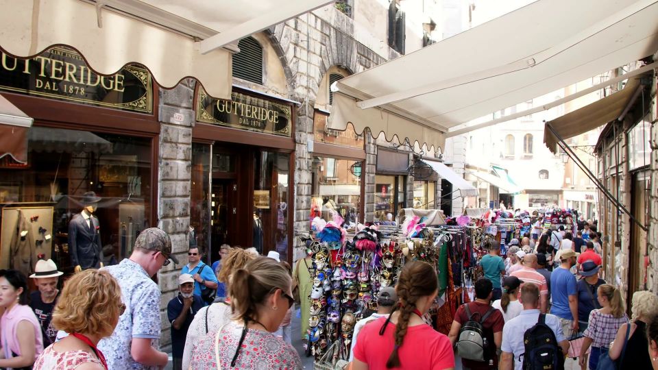 Walking Tour to Uncover the Hidden Venice - Rialto Bridge, La Fenice, and the Spiral Staircase Finish