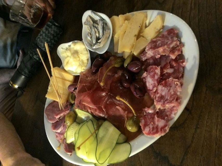 Wine Tasting in Venice - Two wines from Italy, paired to make sense on your tongue