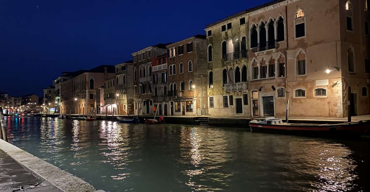 Your evening in Venice - Legends&Ghosts&Aperitif - Fondamente Nuove to the local quarters: what you’ll actually notice